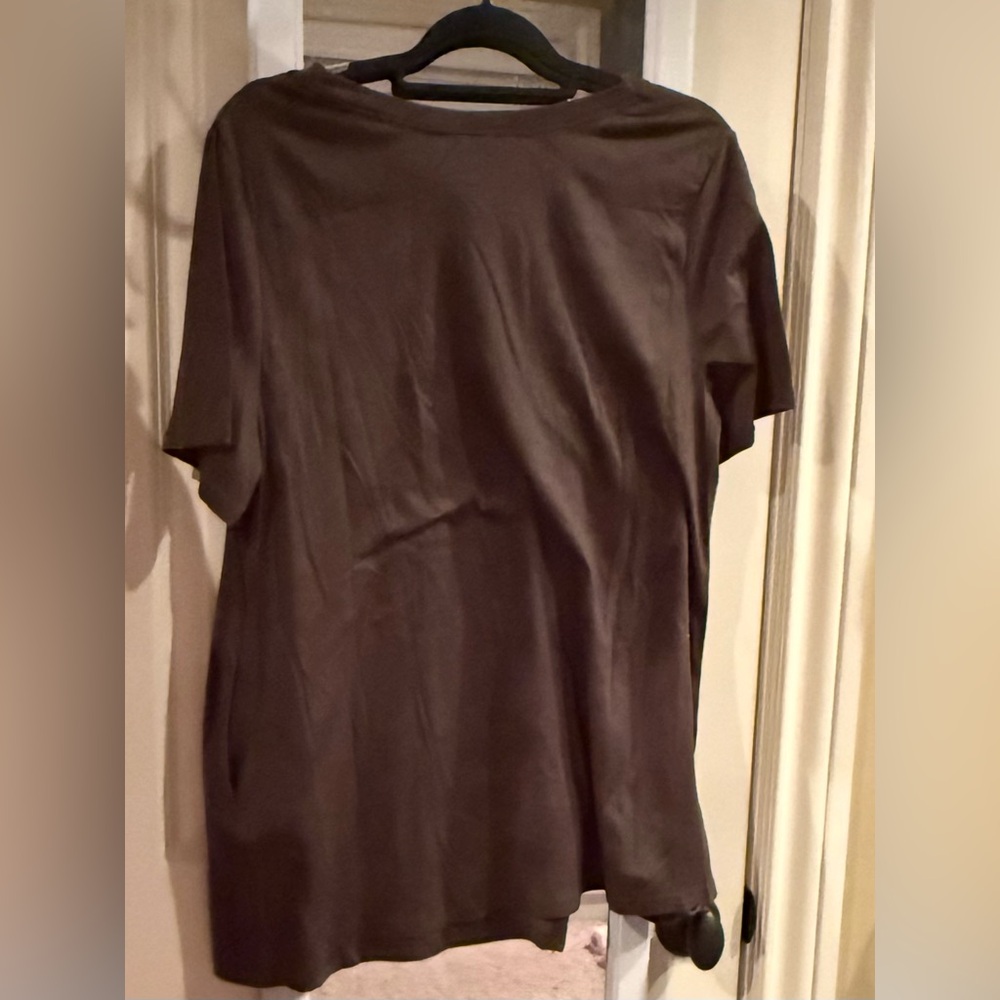 ✨ BloomChic Olive Green Tunic – Size 14-16 ✨ - Picture 2 of 4